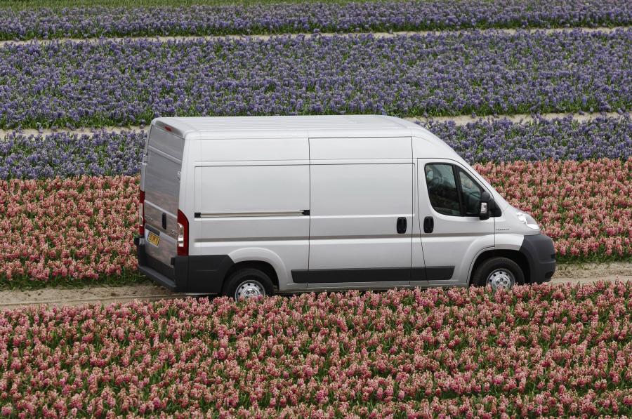  Peugeot Boxer 2006 года  (фото 21 из 81)